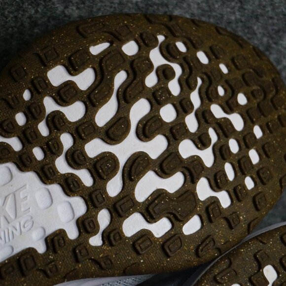 Nike Revolution 6 Extra Wide Pure Platinum Thunder Blue Men’s Size 9 Pre-Owned - Picture 16 of 16